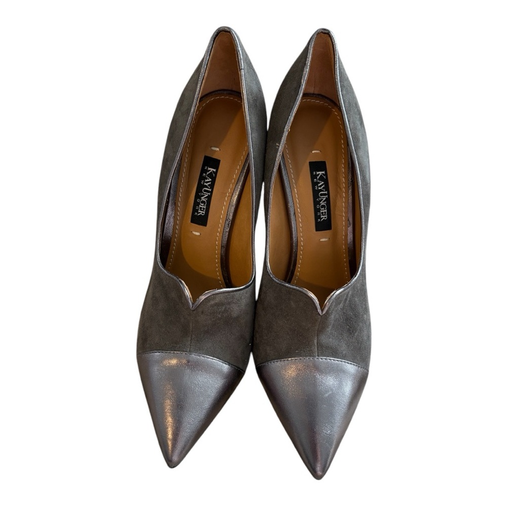 Kay Unger two tone color  low Ankle bootie